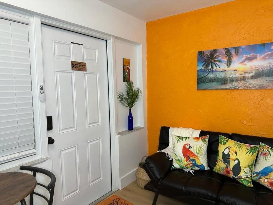 Apartamento Sleeps 3, Casa Tropical In Miami Exterior foto
