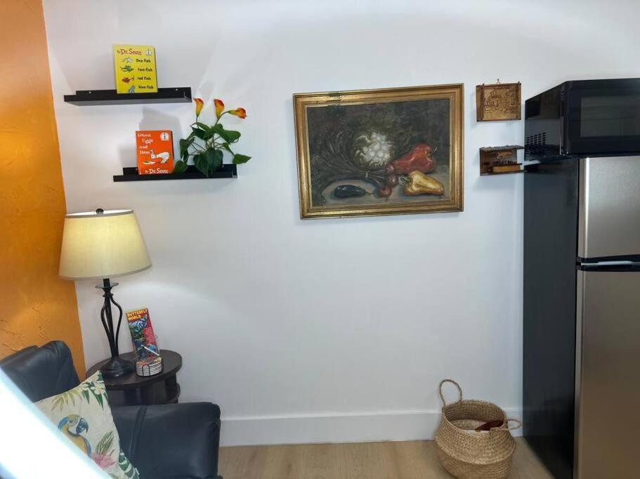 Apartamento Sleeps 3, Casa Tropical In Miami Exterior foto